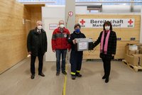 V. l.: Regierungspräsident Dr. Erwin Lohner, Alexander Denzel (Kreisverband Ostallgäu des Roten Kreuzes), Nobert Englisch (THW) und Landrätin Maria Rita Zinnecker.