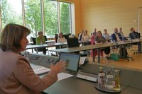 Landrätin Maria Rita Zinnecker eröffnet die Pflegekonferenz. Bildquelle: Landkreis Ostallgäu